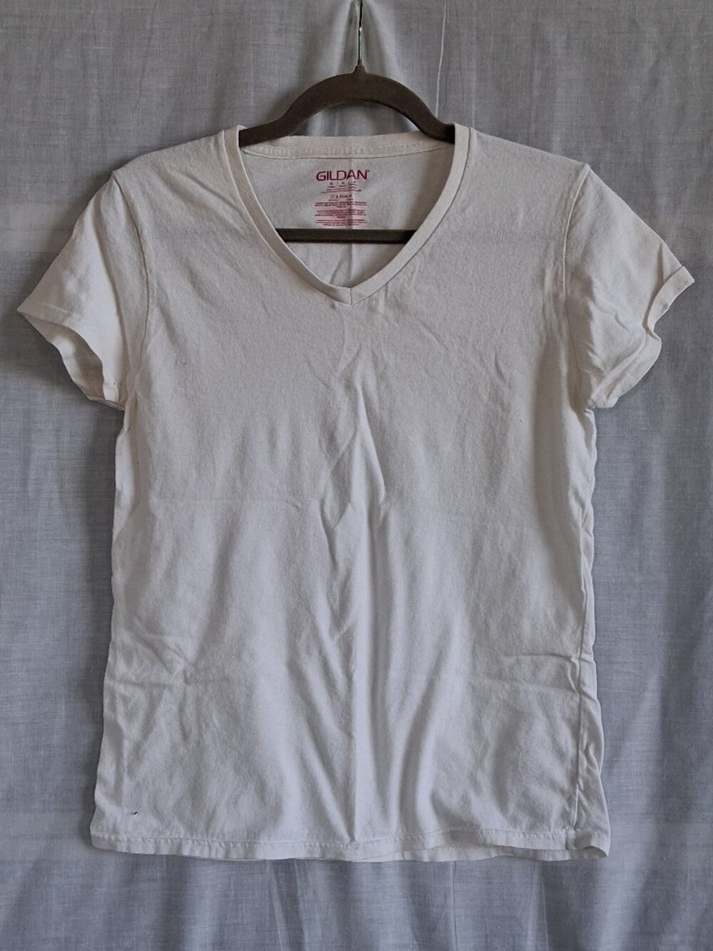 Women's V-neck Plain White T-shirt